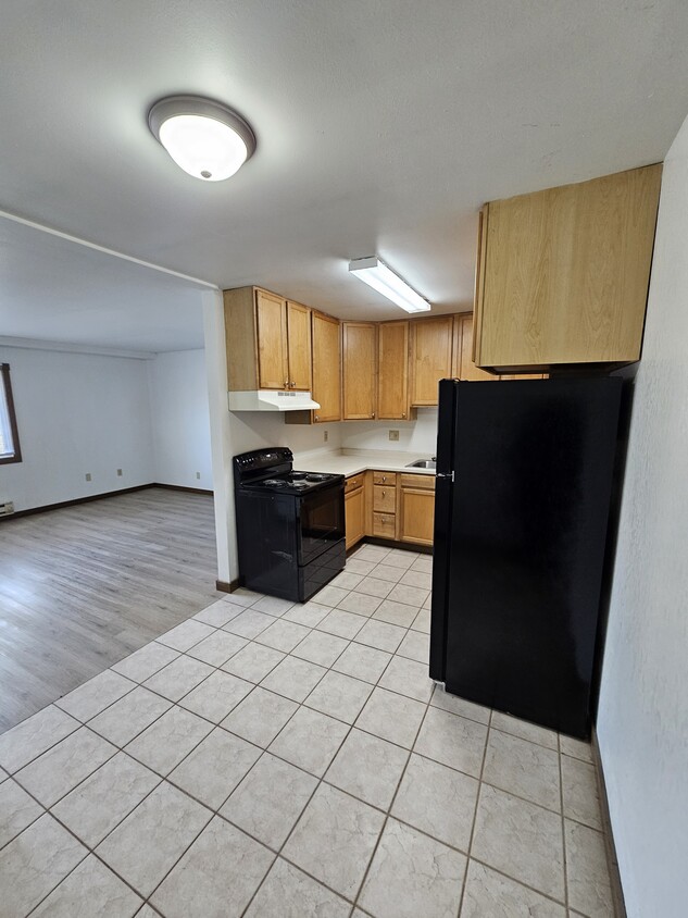 Primary Photo - 1709 La Crescent St