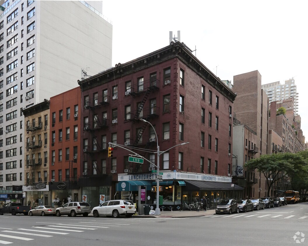 Foto principal - 1273 Third Ave