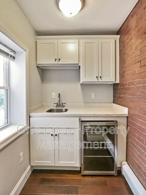 Building Photo - 41 E Bald Eagle St