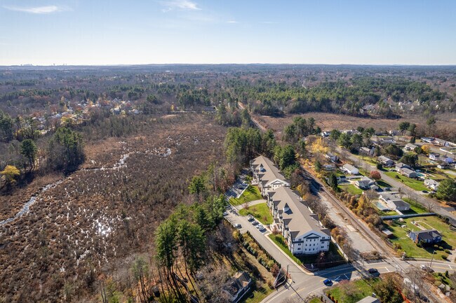 Foto aérea - Whispering Pines I Condominiums
