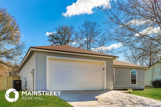 Building Photo - 1597 Twin Oak Dr W