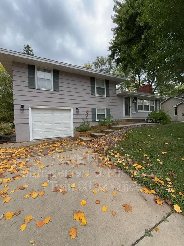 Building Photo - 4648 9 Mile Creek Pkwy