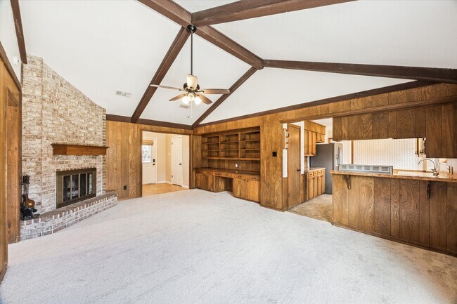 Building Photo - 1807 Parkcrest St