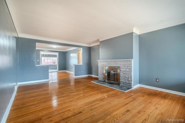 Building Photo - 21135 Virginia Ave