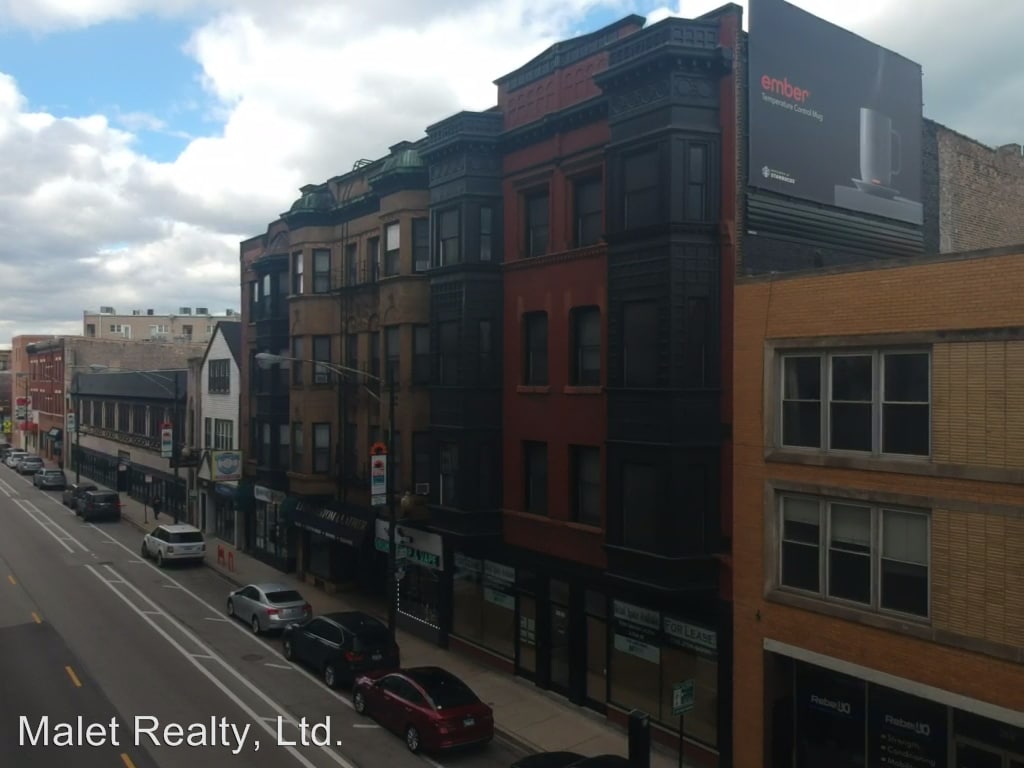 Primary Photo - 2835 N Clark St