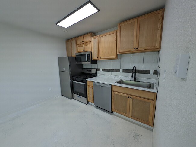 Foto del edificio - 5855 S View Rd