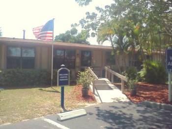 Building Photo - 1530 Windwood Dr NE