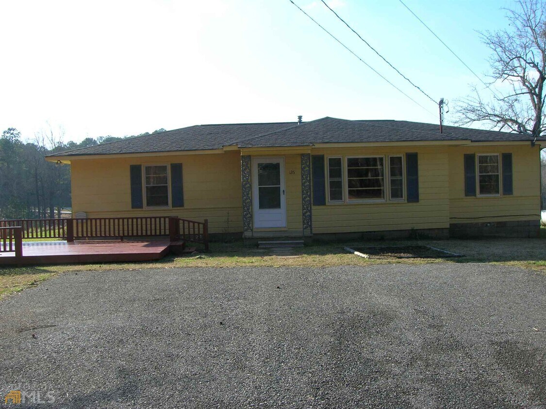 Primary Photo - 126 Oak Lake Rd