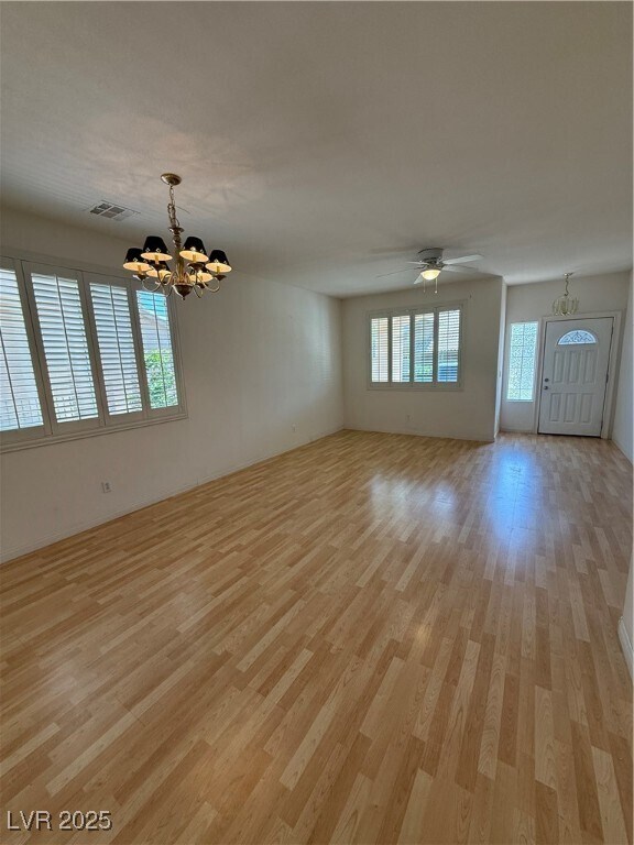 Building Photo - 10250 Torrey Valley Ct