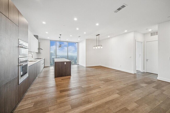 Foto del edificio - 1711 Allen Pkwy