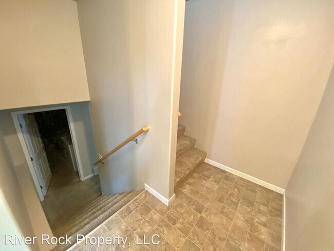 Building Photo - 3 br, 3 bath House - 5384 Bishops Blvd Unit D