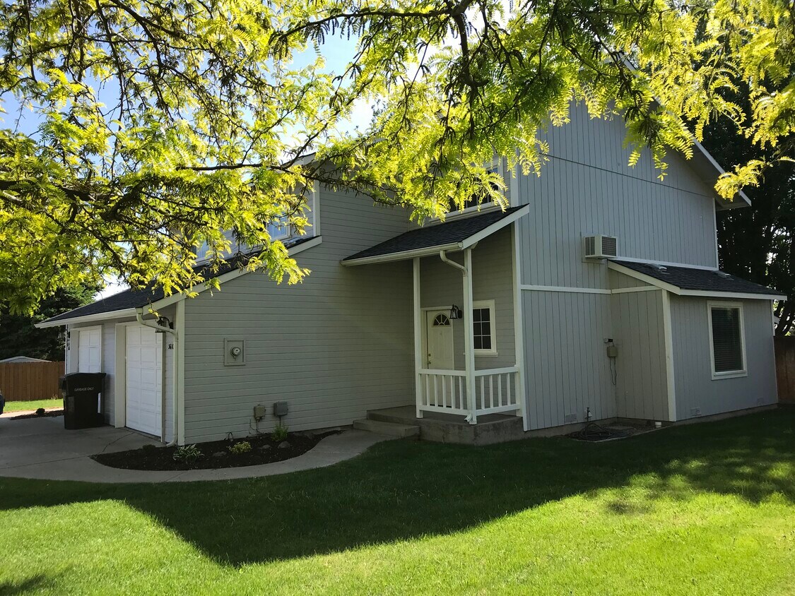 Foto principal - 3610 Susan Ave
