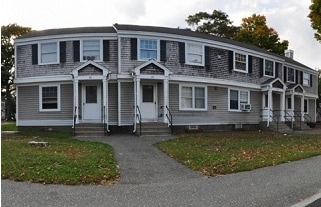 Primary Photo - Hillside Village