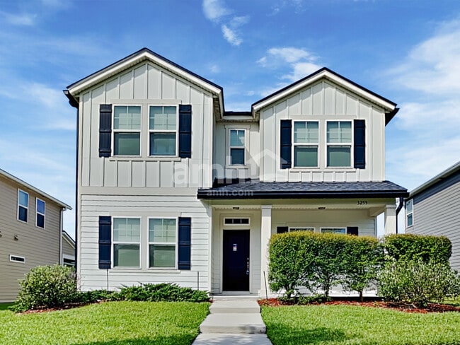 Building Photo - 3255 Roundabout Dr