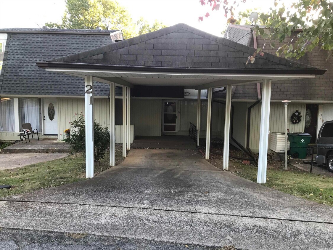 21 Rd, Cherokee Village, AR 72529 Condo for Rent in Cherokee