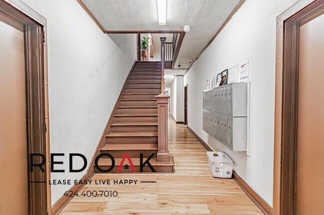 Foto del edificio - 404 N Coronado St
