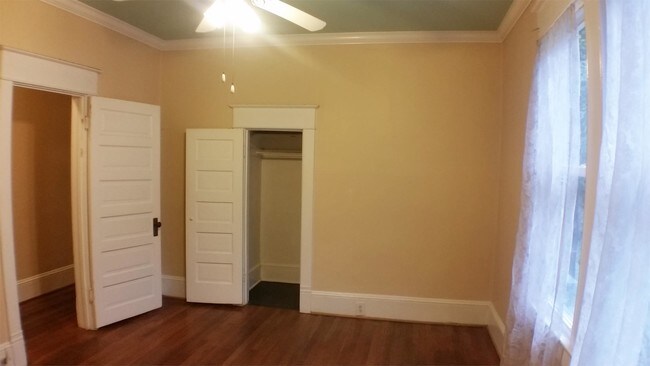 Foto del edificio - 108 Shady Blvd NW