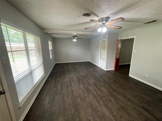 Foto del edificio - 108 Brookwood Dr