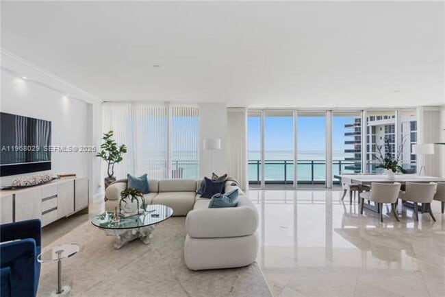 Foto del edificio - 10295 Collins Ave