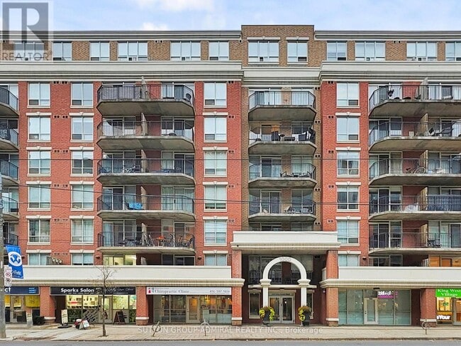 Building Photo - 1000 King St W