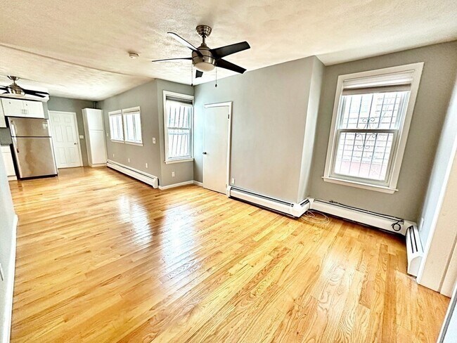 Foto del edificio - 154 Webster St