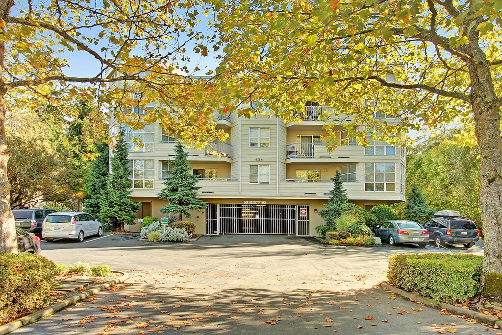 Primary Photo - 424 102nd Ave SE