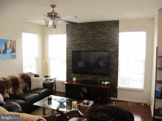 Building Photo - 14604 Shelford Way