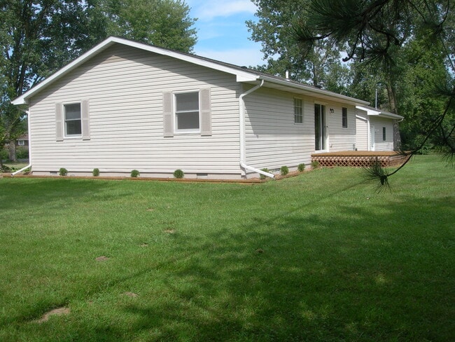 New landscaping - 8620 Willow Rd
