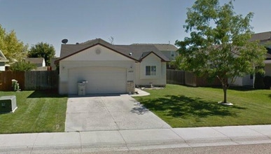 Building Photo - 11657 Shelburne St