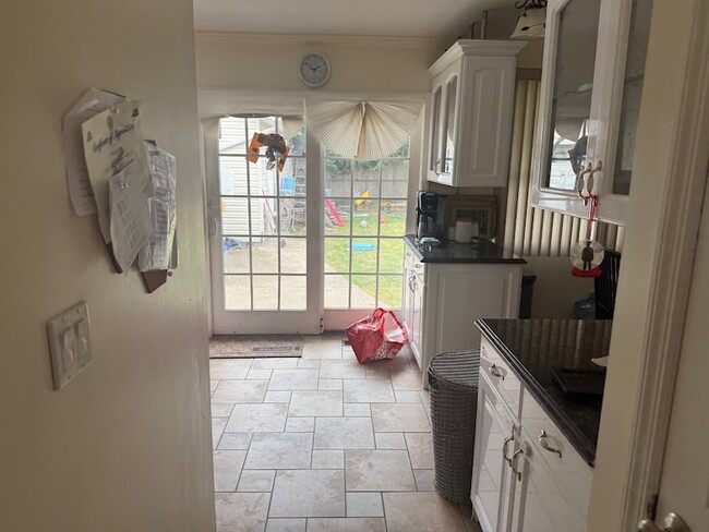 Photo - 284 Semton Blvd House