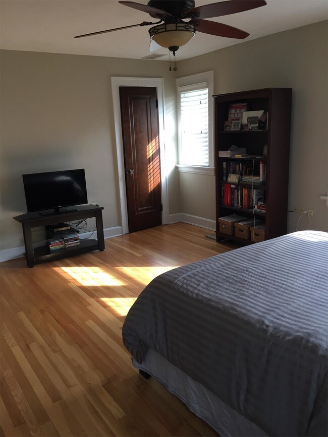 Foto del edificio - 3405 Fairmount Blvd