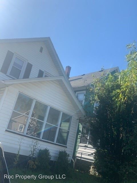 Building Photo - 2 br, 1 bath House - 241 Sawyer Street