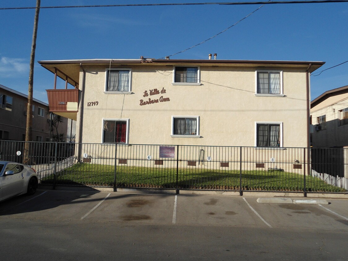 Primary Photo - 12749 Barbara Ann St
