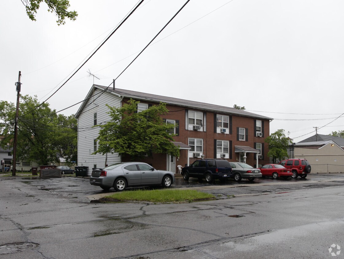 Primary Photo - 112 Elm St