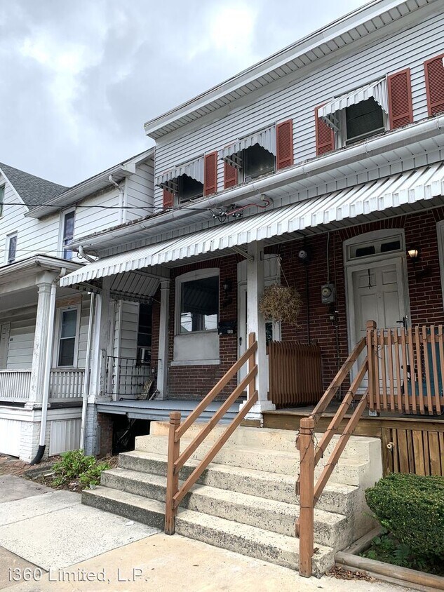 606 S 2nd St, Chambersburg, PA 17201 House Rental in Chambersburg, PA