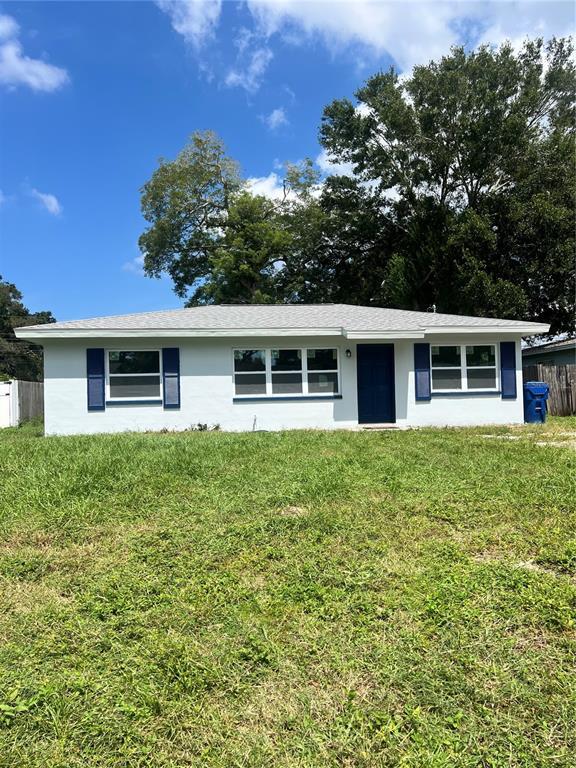 Building Photo - 3029 Pine Tree Ave