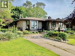 Building Photo - 2437 Riverside Dr W