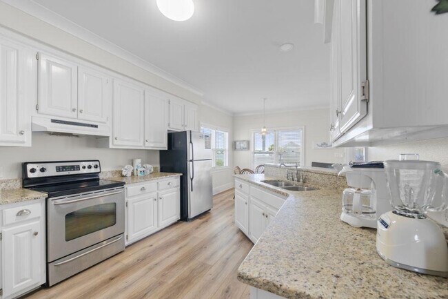 Building Photo - 120 Gulf Ct