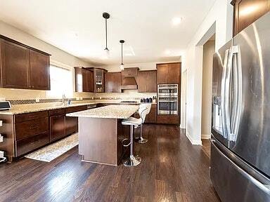 Building Photo - 15773 Everglade Ave