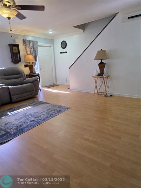 Foto del edificio - 605 NW 47th St