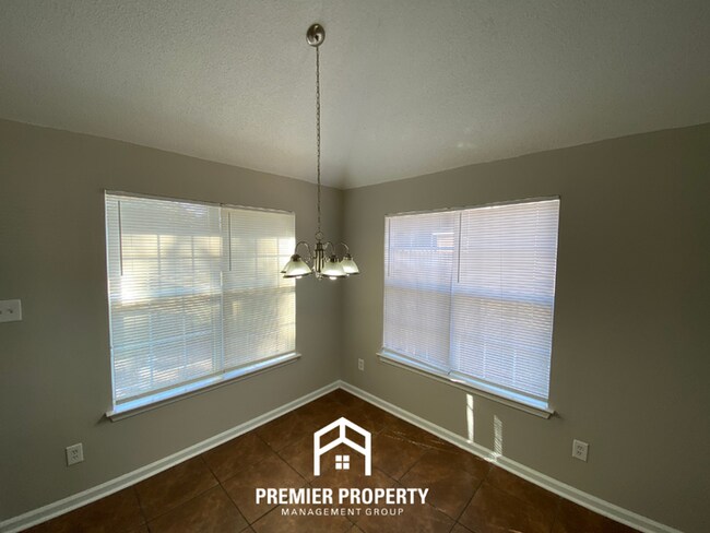 Foto del edificio - 4715 Lace Bark Cove