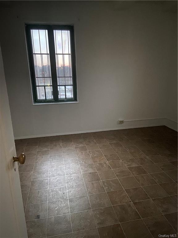 Foto del edificio - 1440 Wood Rd