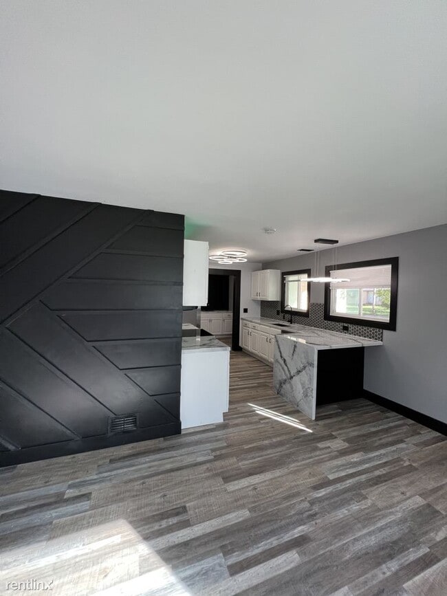 Building Photo - 3 br, 1 bath House - 1602 Jay Street