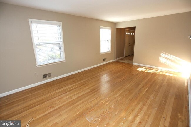 Building Photo - 14709 Bauer Dr
