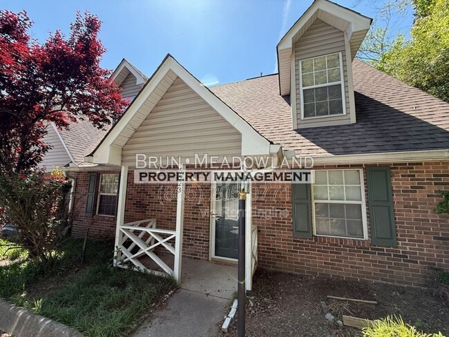 Foto del edificio - 6523 Doe Creek Way