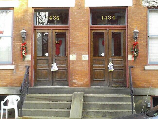 Foto del edificio - 1434 Sheffield St