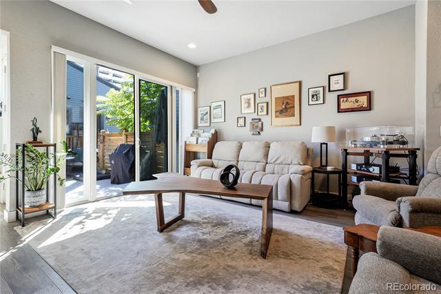 Foto del edificio - 1364 Vine St