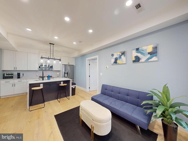 Foto del edificio - 927 Kennedy St NW