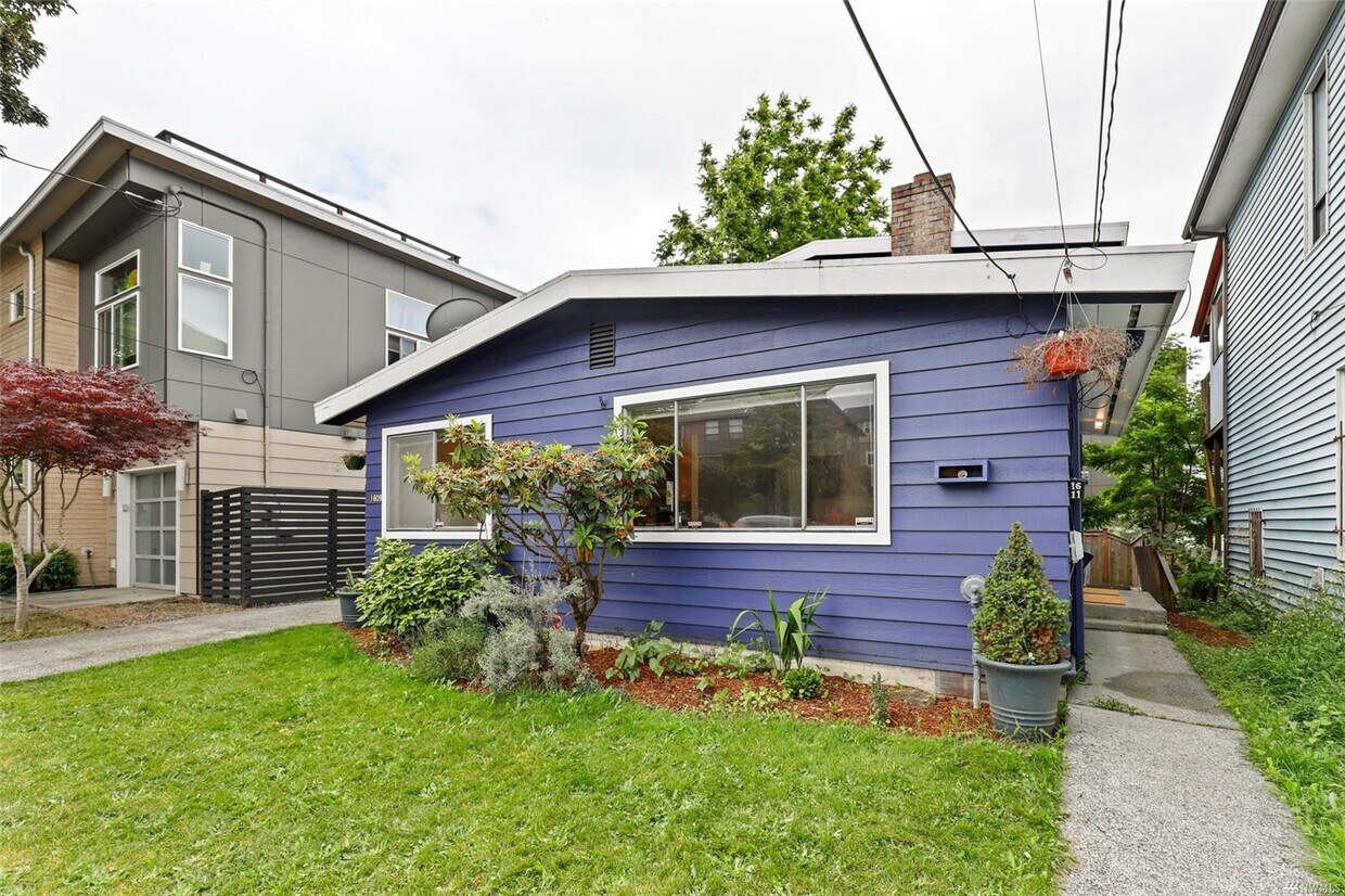 Primary Photo - 1609 E Alder St