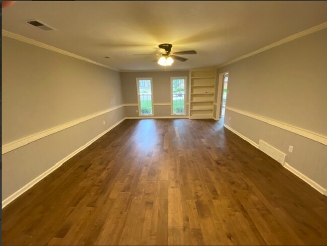 Foto del edificio - 8123 Anniston Cove